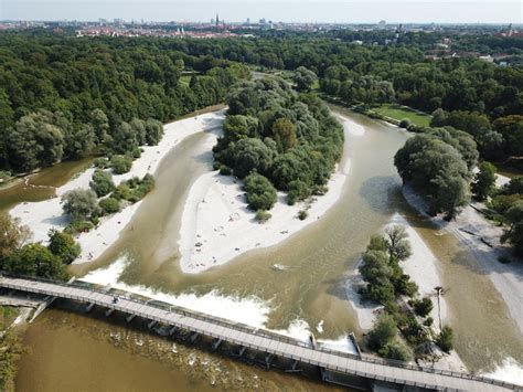 nackt an der isar|Nacktbaden am Flaucher an der Isar in München